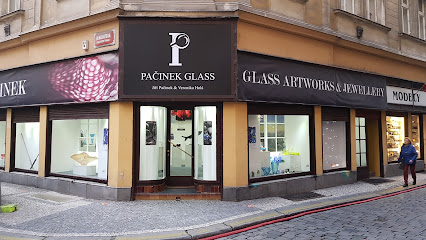 Pacinek Glass