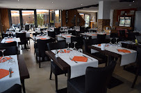 Atmosphère du Restaurant français Restaurant L'Escalumade à Gujan-Mestras - n°14