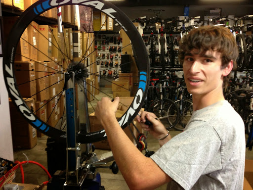 Bicycle Store «I Cycle Bike Shop», reviews and photos, 2040 E T C Jester Blvd, Houston, TX 77008, USA