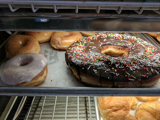 Donut Shop «Monterey Donut Shop», reviews and photos, 2440 Fremont St # 203, Monterey, CA 93940, USA