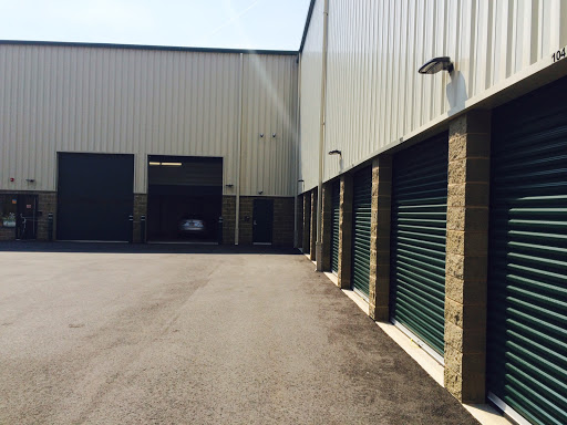 Self-Storage Facility «Trumbull Self Storage», reviews and photos, 245 Spring Hill Rd, Trumbull, CT 06611, USA