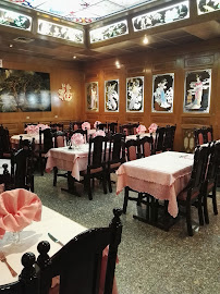 Atmosphère du Restaurant chinois La Grande Muraille à Noisy-le-Sec - n°1