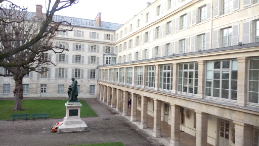 Schools for children with autism Paris