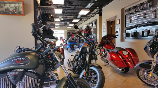 Suzuki Motorcycle Dealer «Suzuki of Carol Stream», reviews and photos, 106 N Schmale Rd, Carol Stream, IL 60188, USA