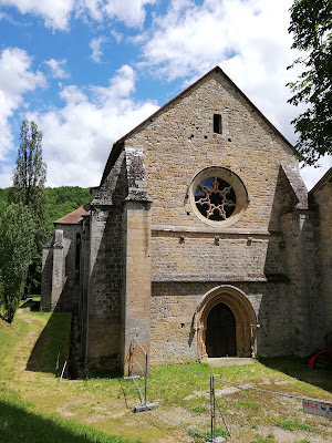 Abbaye de Beaulieu-en-Rouergue à Ginals