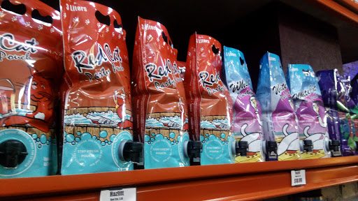 Liquor Store «Liquor Warehouse Syracuse», reviews and photos, 814 N State St, Syracuse, NY 13208, USA