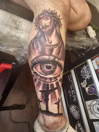 Find good tattoo ideas for females for your next unique tattoo in Lewiston at Walkins tattoos studio