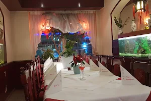 Restaurant China-Town image