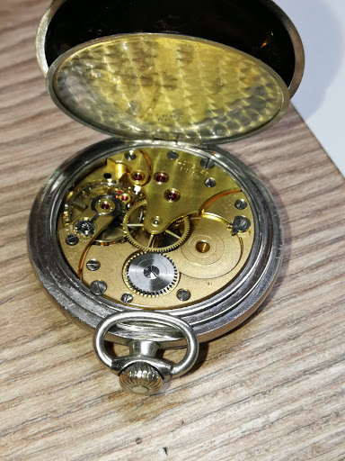 Ремонт, реставрация и продажба на часовници Кръстев часовници ЕООД, София Студентски град