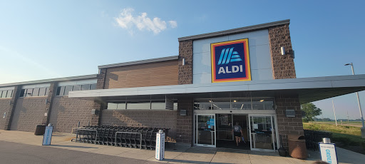 Supermarket «ALDI», reviews and photos, 1412 Schaeffer Rd, Granite City, IL 62040, USA
