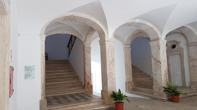 Palácio dos Marqueses de Praia e Monforte - Agência de viagens