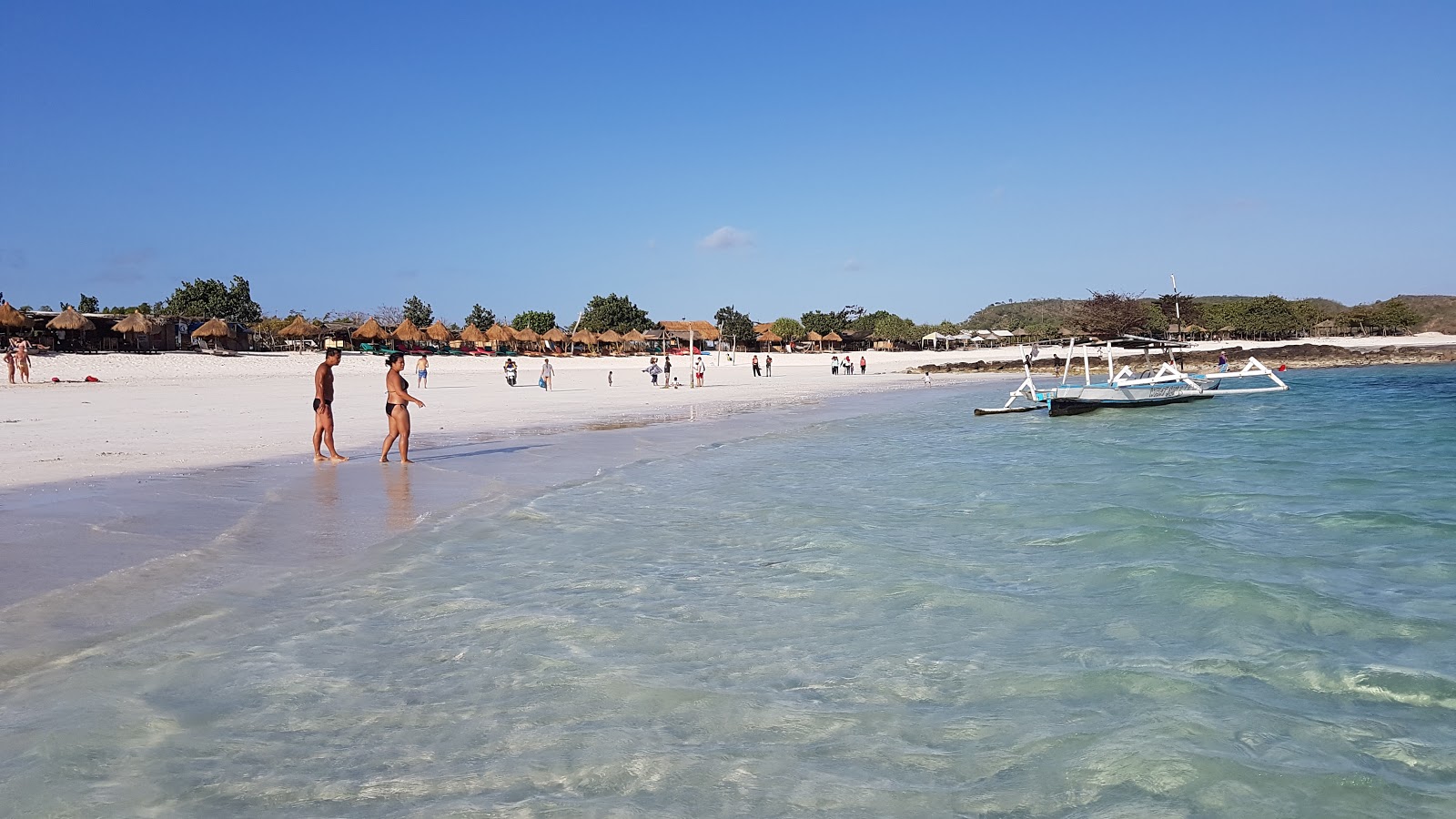 Foto von Aan Beach mit tolle buchten