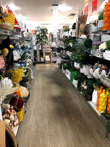 Home Goods Store «HomeGoods», reviews and photos, 7937 113th St, Seminole, FL 33772, USA