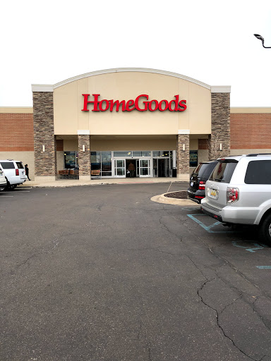 Shopping Mall «Shops at CenterPoint», reviews and photos, 3665 28th St SE, Grand Rapids, MI 49512, USA