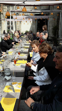 Atmosphère du Restaurant Jardin Des Arts à Arles - n°10