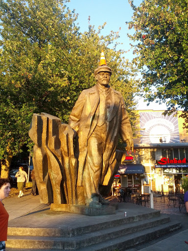 Monument «Statue of Lenin», reviews and photos, 3526 Fremont Pl N, Seattle, WA 98103, USA