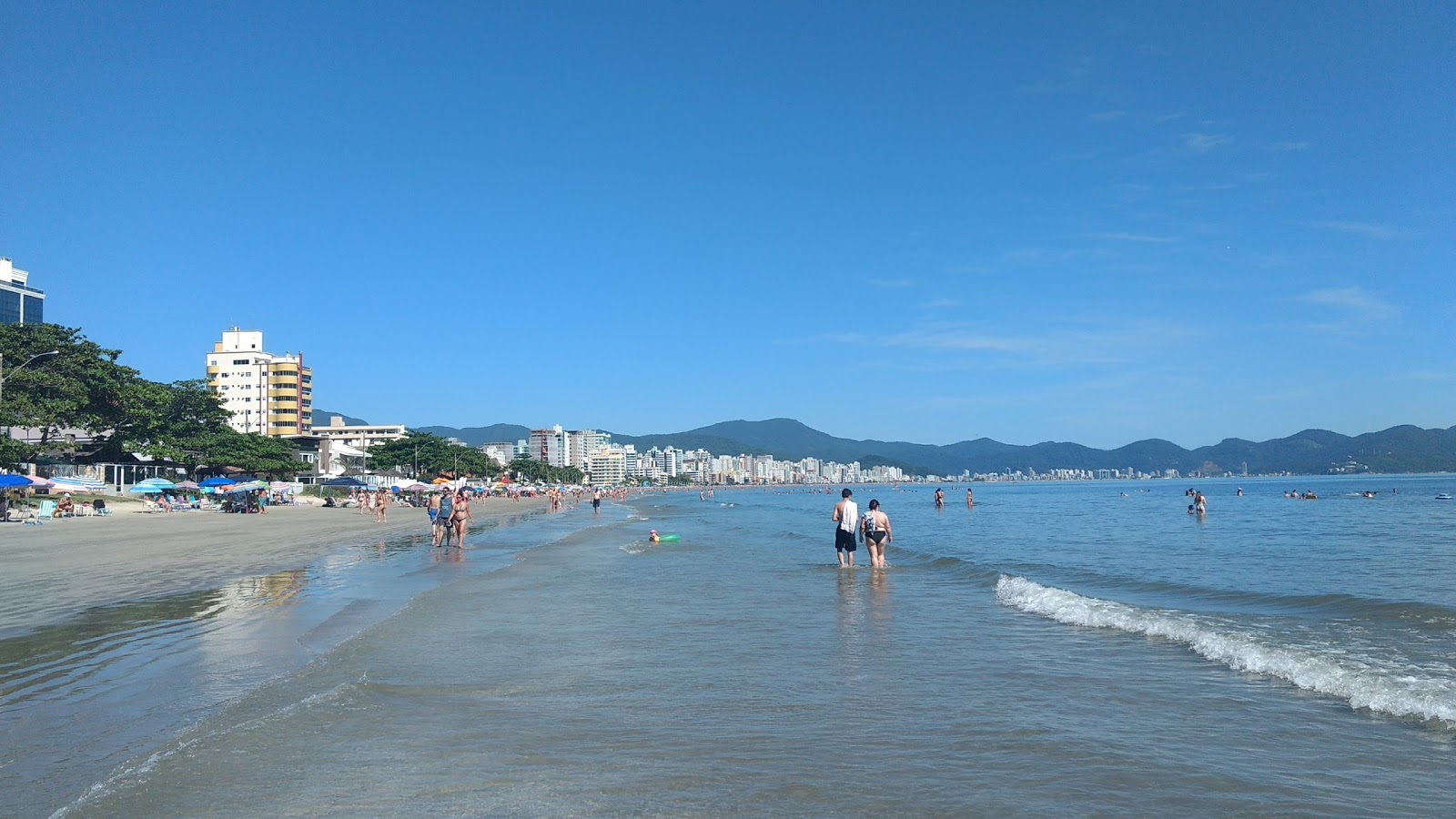 Photo de Praia de Itapema et le règlement