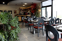 Atmosphère du Restaurant français Le Boeuf Canard à Sanilhac - n°13