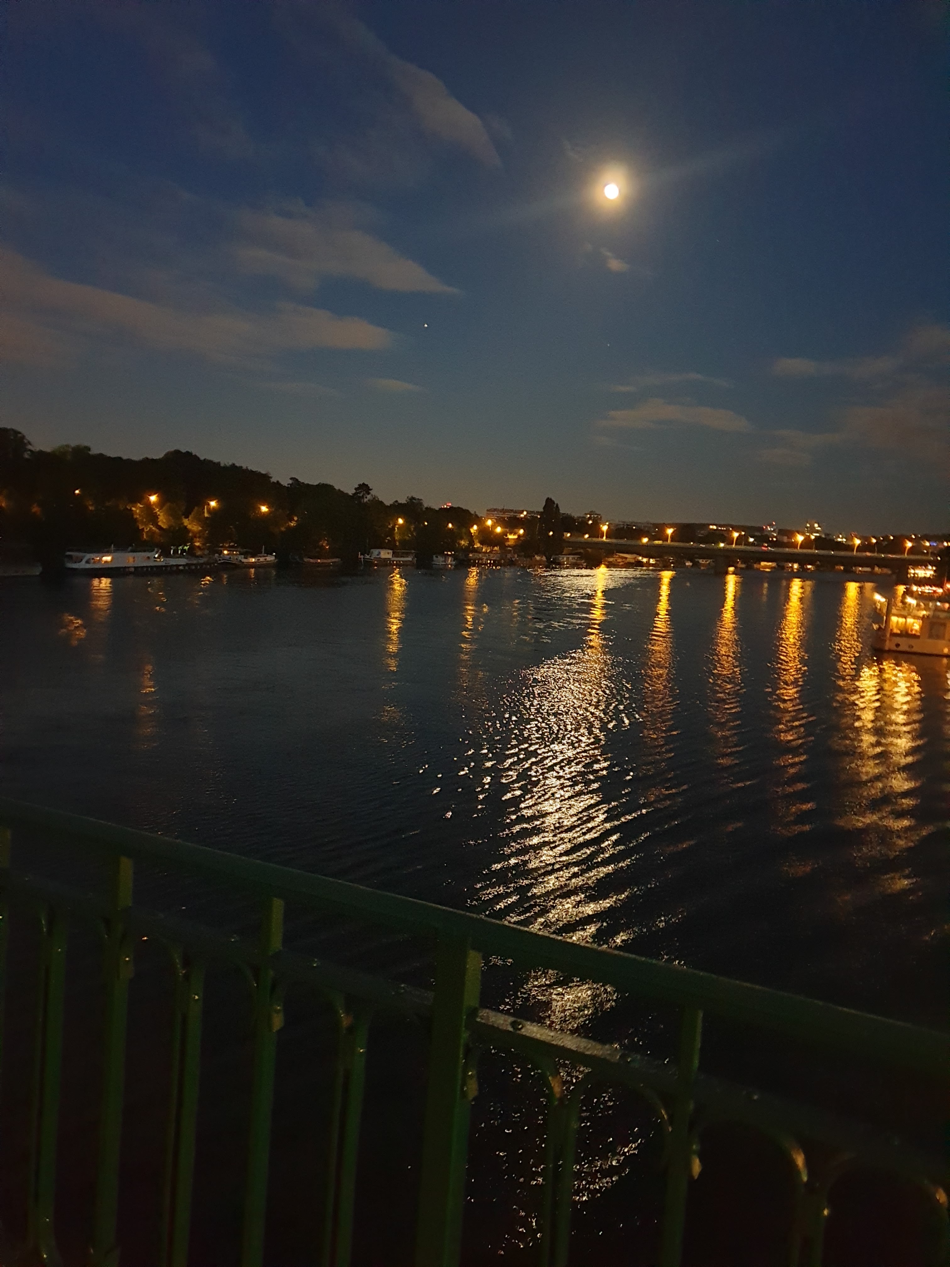 Photo n° 1 de l'avis de Glory1g. fait le 16/11/2019 à 23:06