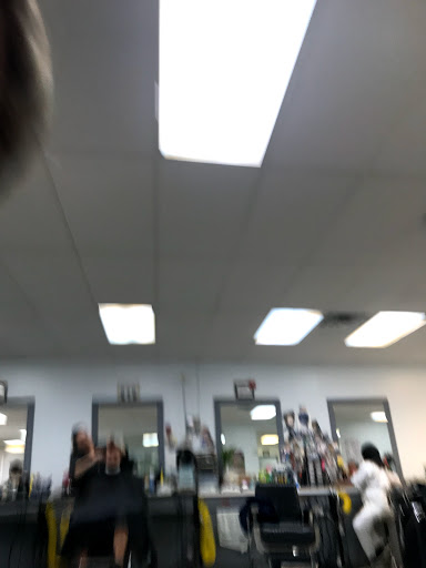 Barber Shop «Friendly Barber Shop», reviews and photos, 17570 Kuykendahl Rd, Spring, TX 77379, USA