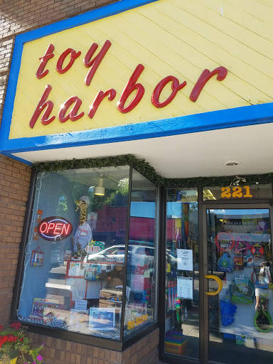 Toy Store «Toy Harbor», reviews and photos, 221 E Front St, Traverse City, MI 49684, USA