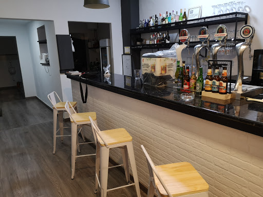 Información y opiniones sobre Peña Tu Tapas de Almensilla
