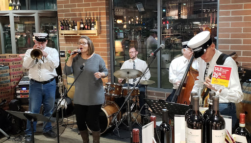 Grocery Store «Grandview Yard Market District», reviews and photos, 840 W 3rd Ave, Columbus, OH 43212, USA