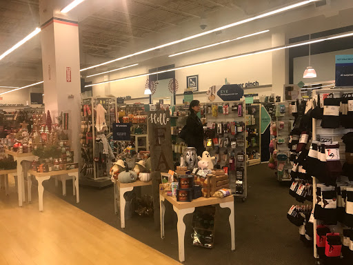 Department Store «Marshalls», reviews and photos, 2564 Central Park Ave, Yonkers, NY 10710, USA