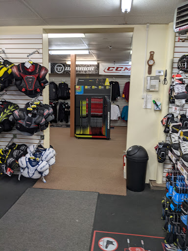 Sporting Goods Store «Stateline Sports», reviews and photos, 22 Bridge St, West Lebanon, NH 03784, USA