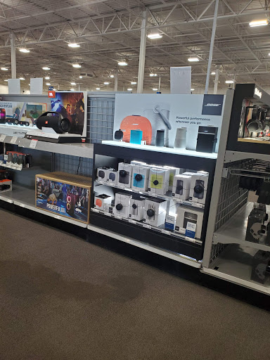 Electronics Store «Best Buy», reviews and photos, 26 Plaza Dr, Fairview Heights, IL 62208, USA