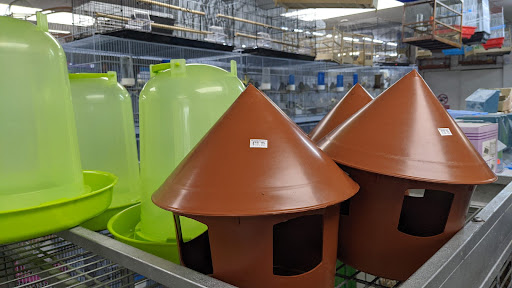 Pet Supply Store «Neighborhood Pet Shop», reviews and photos, 574 Hialeah Dr, Hialeah, FL 33010, USA