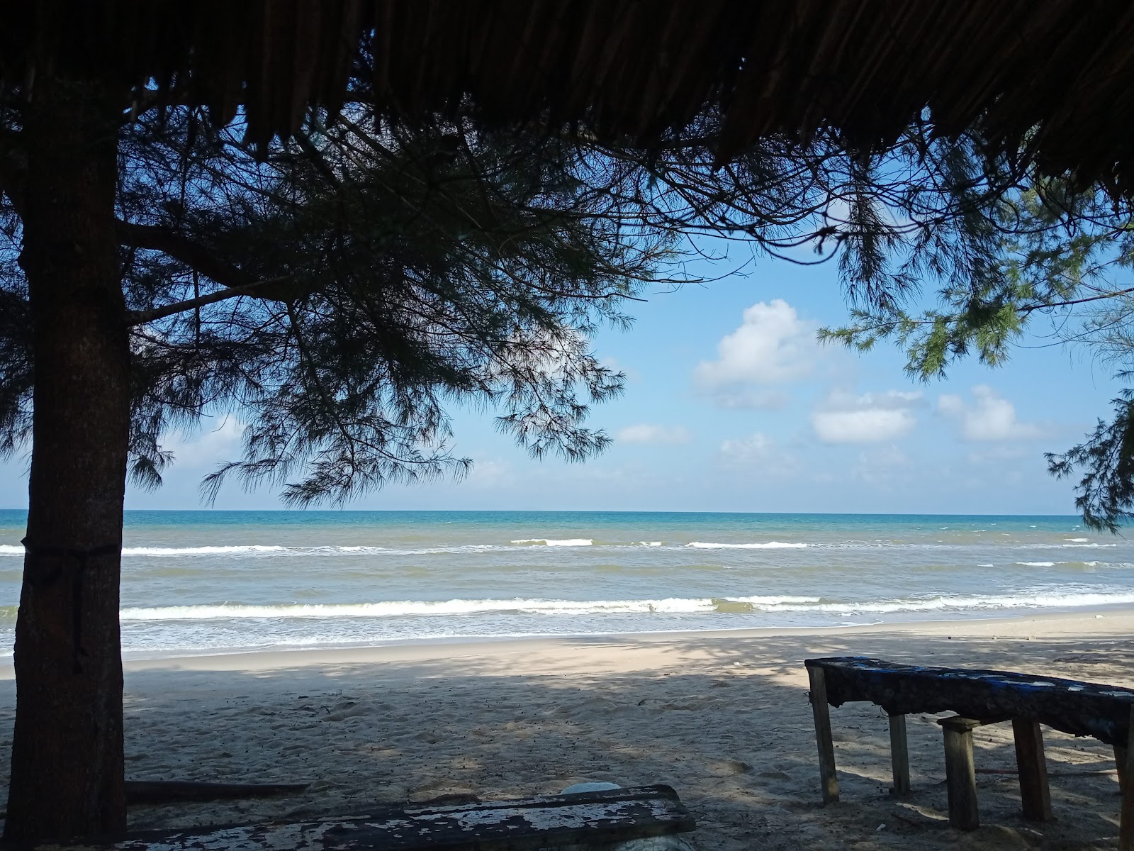 Penarik Beach II'in fotoğrafı - rahatlamayı sevenler arasında popüler bir yer