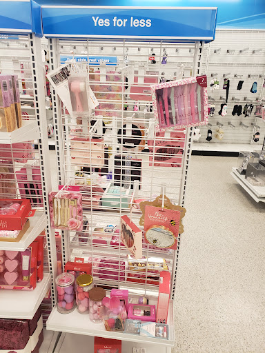 Clothing Store «Ross Dress for Less», reviews and photos, 340 W Kettleman Ln, Lodi, CA 95240, USA