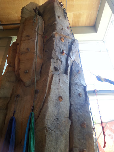 Camping Store «REI», reviews and photos, 1405 NW Johnson St, Portland, OR 97209, USA