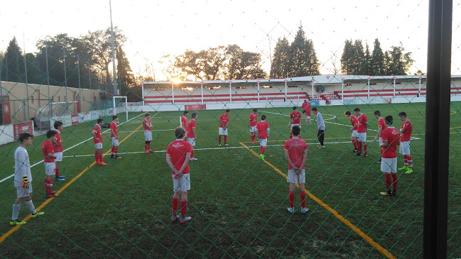 Avaliações dorua clube união desportiva leverense em Vila Nova de Gaia - Campo de futebol