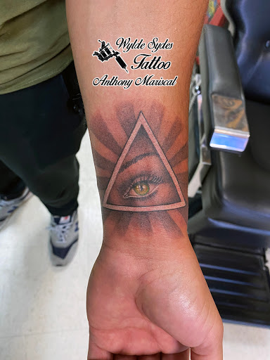 Explore tattoo ideas for hands, creative tattoo ideas in San Diego, available at Wylde Sydes Tattoo & Body Piercing