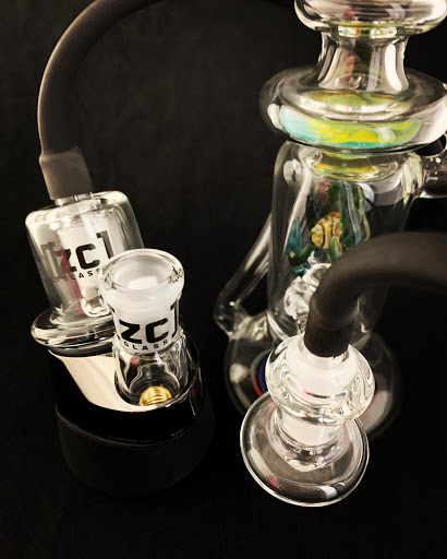 Glass Blower «ZZYZX Smoke Shop», reviews and photos, 2127 Pickwick Dr, Camarillo, CA 93010, USA