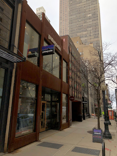 Clothing Store «Patagonia Chicago The Magnificent Mile®», reviews and photos, 48 E Walton St, Chicago, IL 60611, USA