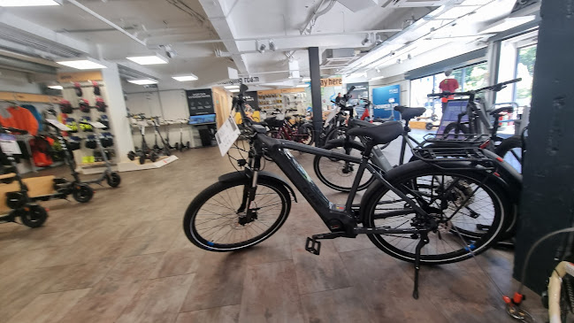 Comments and reviews of Pure Electric Southampton - Electric Bike & Electric Scooter Shop