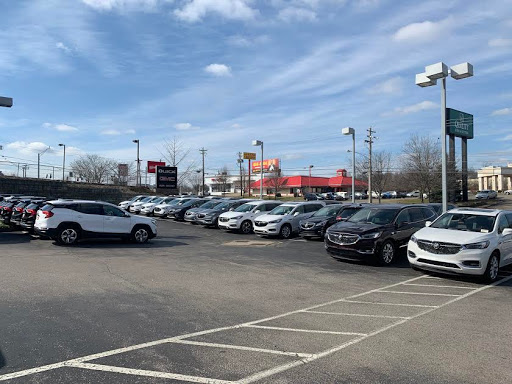 Car Dealer «Mark Sweeney Buick GMC», reviews and photos, 3365 Highland Ave, Cincinnati, OH 45213, USA
