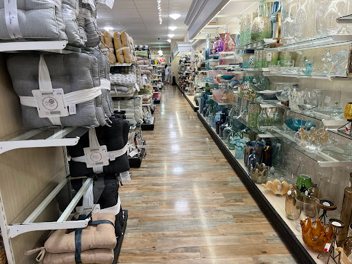 Department Store «T.J. Maxx & HomeGoods», reviews and photos, 24630 Dulles Landing Dr, Dulles, VA 20166, USA