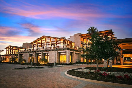Newport Beach Country Club One Clubhouse Dr, Newport Beach, CA 92660