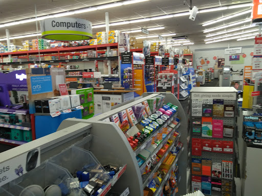 Office Supply Store «Staples», reviews and photos, 757 Gallivan Blvd, Dorchester, MA 02122, USA