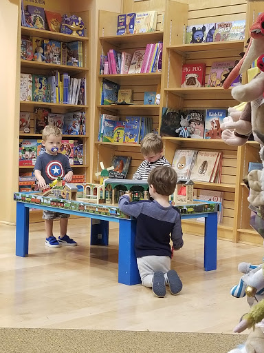 Book Store «Barnes & Noble», reviews and photos, 1076 Post Rd E, Westport, CT 06880, USA