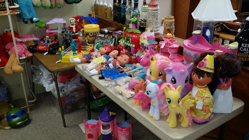 Thrift Store «Family Thrift Store and Antiques», reviews and photos, 8024 W Jewell Ave, Denver, CO 80232, USA