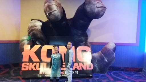 Movie Theater «Regal Cinemas New Roc 18 IMAX & RPX», reviews and photos, 33 Lecount Pl, New Rochelle, NY 10801, USA