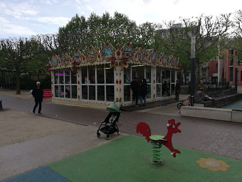 Square Leclerc à Asnières-sur-Seine