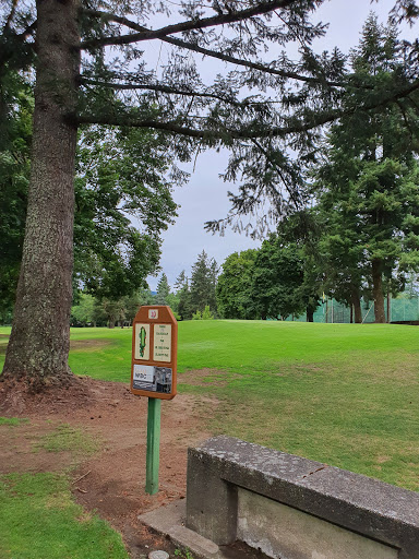 Public Golf Course «Lake Oswego Public Golf Course», reviews and photos, 17525 SW Stafford Rd, Lake Oswego, OR 97034, USA