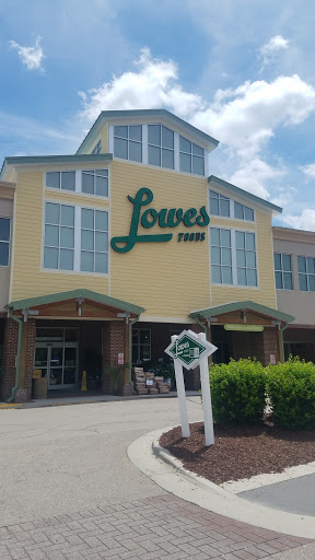 Grocery Store «Lowes Foods on Louisburg Road», reviews and photos, 8440 Louisburg Rd #110, Raleigh, NC 27616, USA