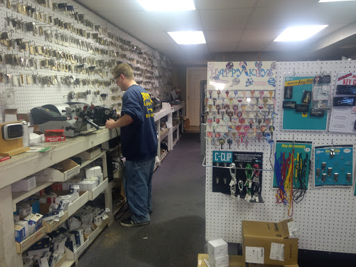 Locksmith «Berrys Lock Service», reviews and photos, 13126 W Frontage Rd, Grandview, MO 64030, USA